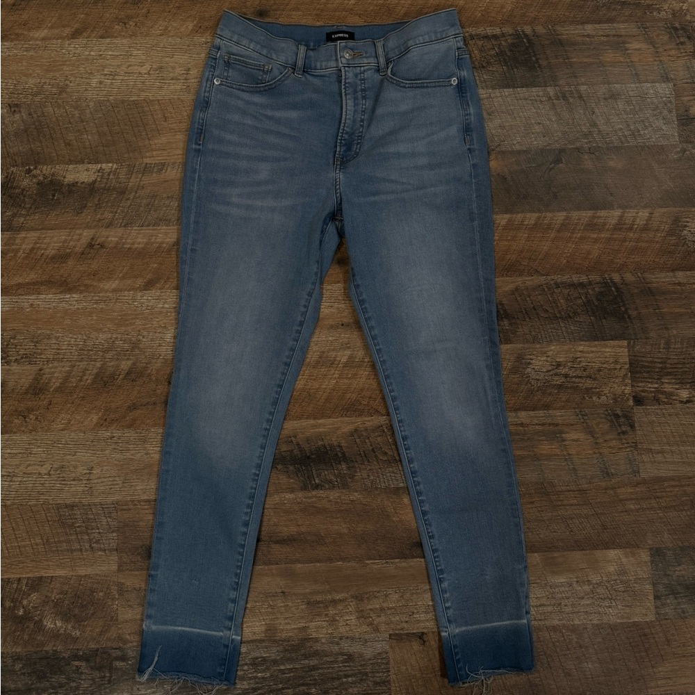 EXPRESS - High Waisted Light Wash Skinny Jeans